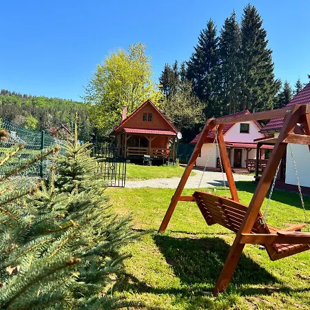 Stolove Chatki Радкув