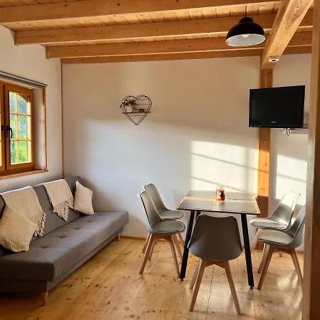 Stolove Chatki Holiday home *