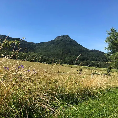 Stolove Chatki Radkow