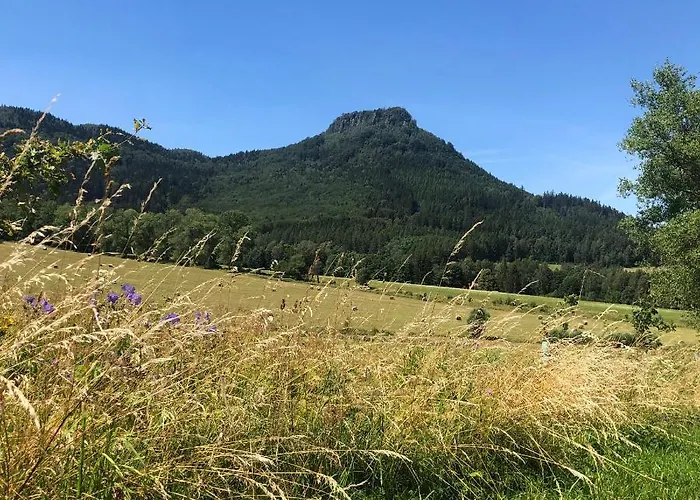 Stolove Chatki Radkow