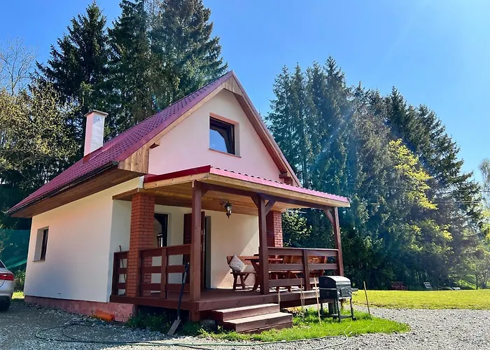 Stolove Chatki Casa de Férias Radkow